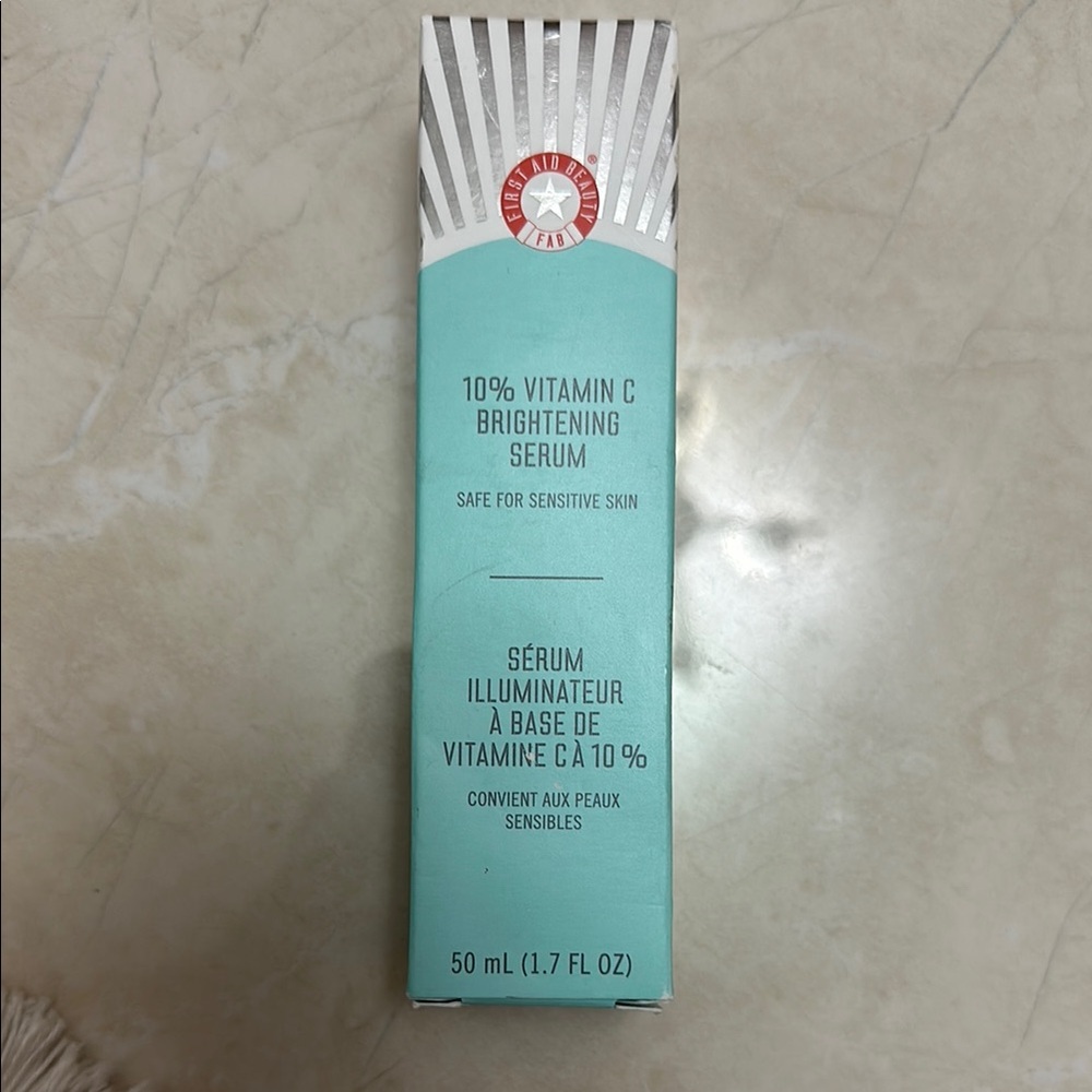 First Aid Beauty Vitamin C Brightening Serum